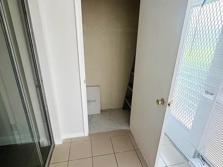 1120 Lemon Tree Ter #73-C — Photo 14