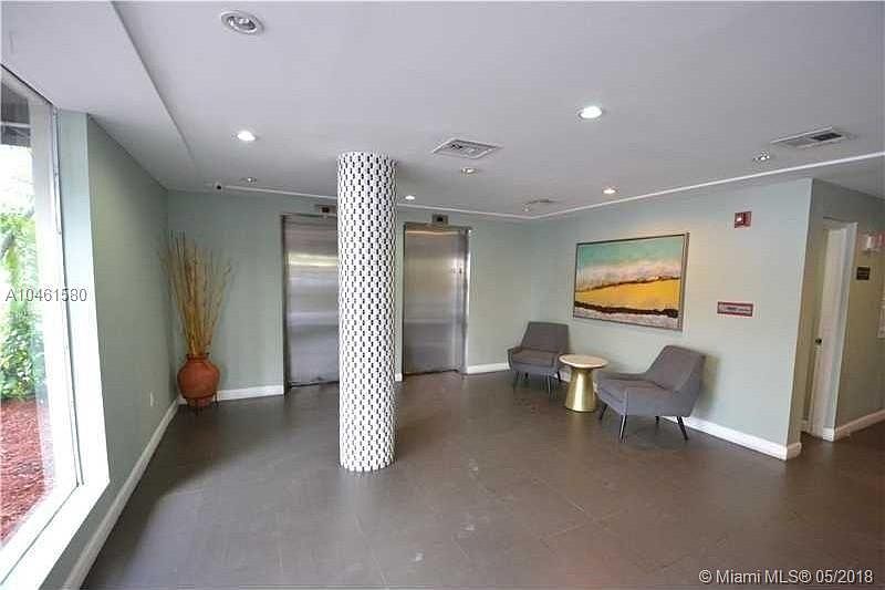 1st image of 1300 Lincoln Rd #C-1a