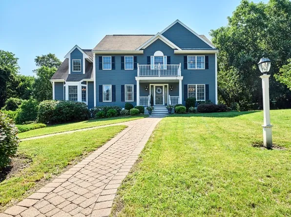 5 Whitcomb Way, North Reading, MA 01864