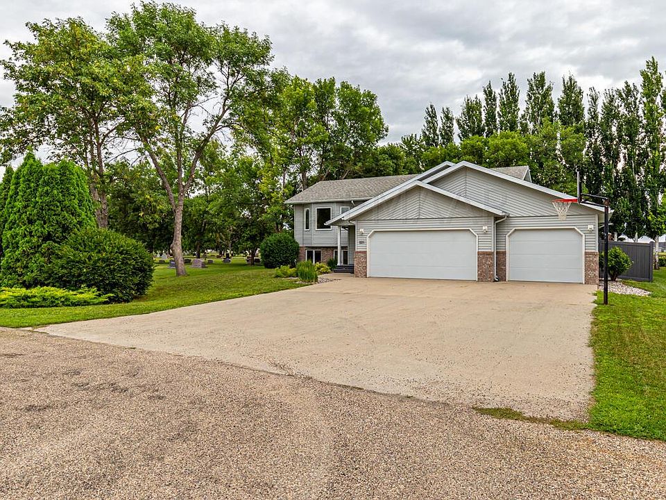 521 9th Ave S, Casselton, ND 58012 Zillow