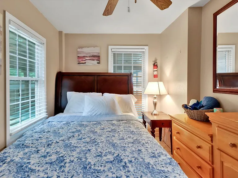 Saybrook Cir NW — Photo 13