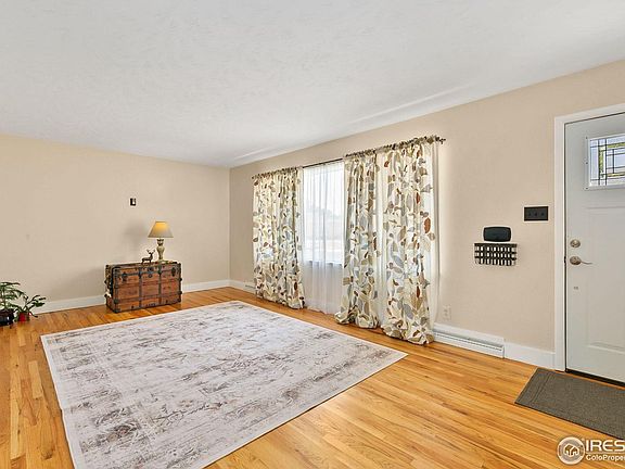 3rd image of 3001 W 12th St