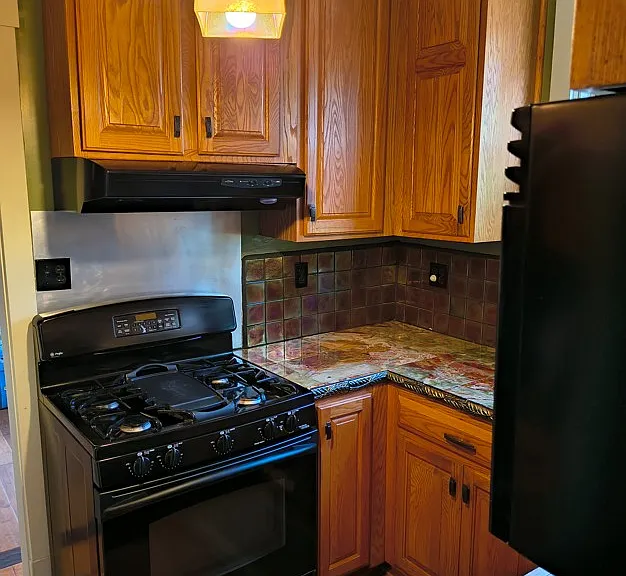 272 Dixon Ave — Photo 12