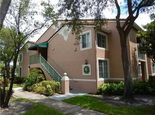 12124 Saint Andrews Pl APT 101, Hollywood, FL 33025