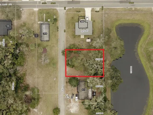 513 Pine Ln, Eustis, FL 32726