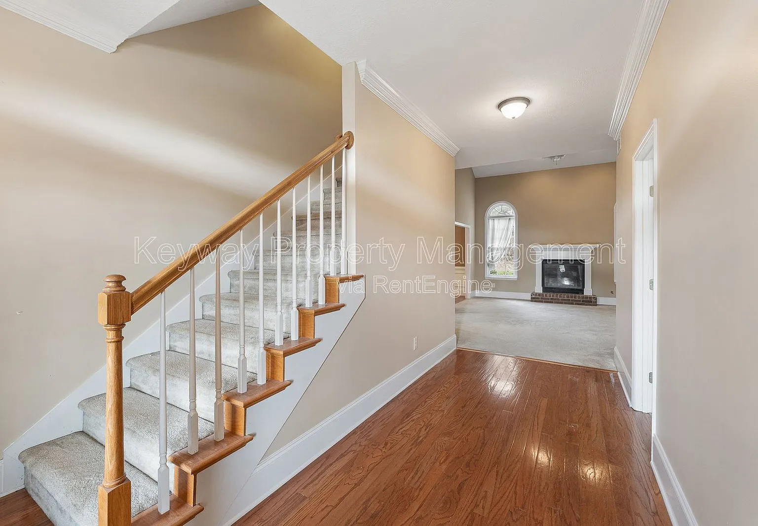 4 bed, 2.5 bath, 2217 sqft, $2,110 — Photo 3