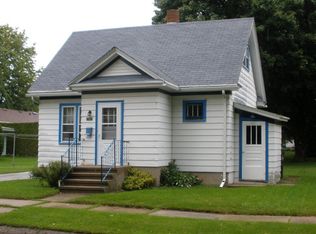 816 Rhode Island St, Sturgeon Bay, WI 54235