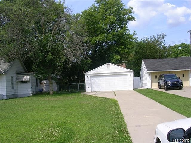 1st image of 6557 Parkland St