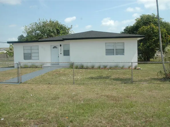 3201 NW 214th St, Miami Gardens, FL 33056