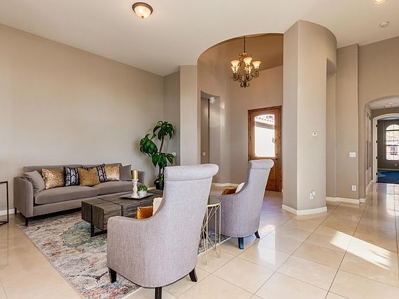 3rd image of 4104 N Goldcliff Cir