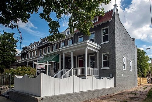 
        432_Taylor_St_NW_70439_00