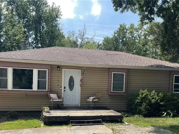 209 Main St, Bucyrus, KS 66013