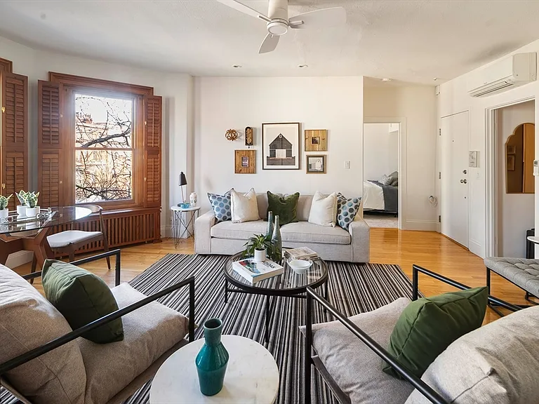 413 Beacon St #5 — Photo 2