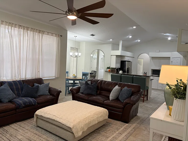 4749 Acorn Cir — Photo 9