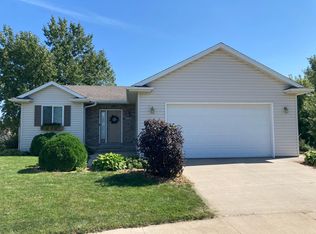 5060 Cannon Ln NW, Rochester, MN 55901