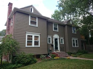 425 Vfw Pkwy, Brookline, MA 02467