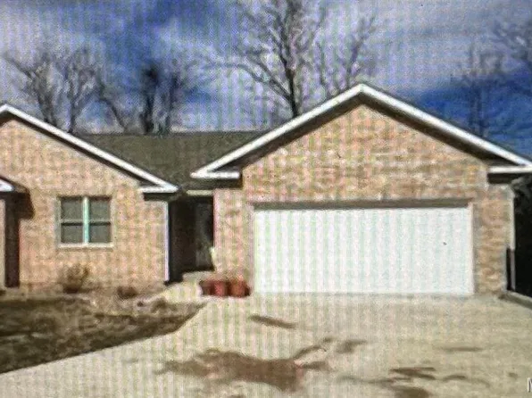 139 W Ridge, Hannibal, MO 63401