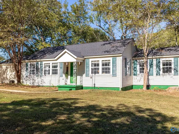 1604 W Market St, Athens, AL 35611