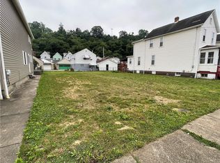 616 5th Ave, Ford City, PA 16226