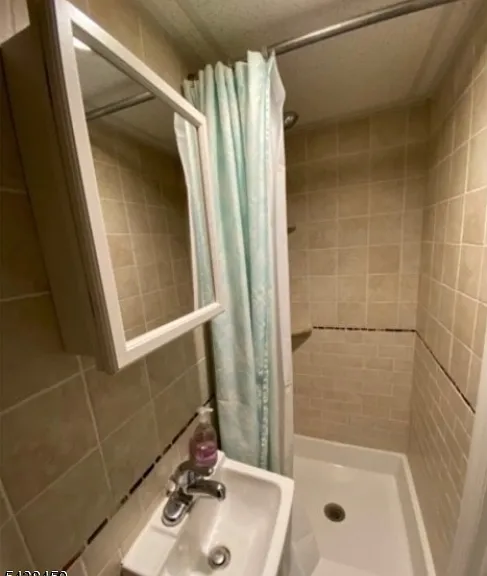 40 Amherst Pl — Photo 10