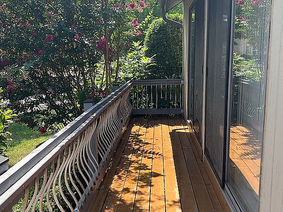 Front deck