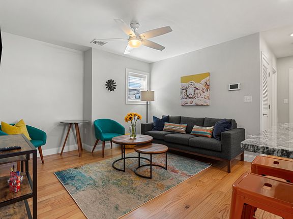 4th image of 9 Hancock St #4