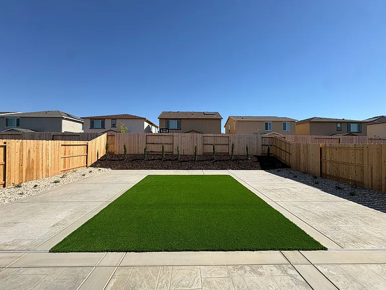12636 Hereford Ave — Photo 31