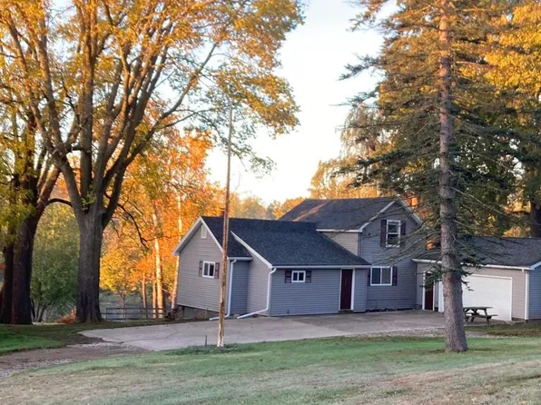 13210 Audrey Ln, Grand Ledge, MI 48837