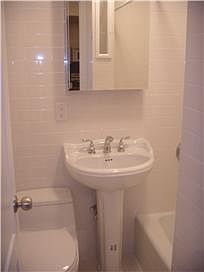 1st image of 322 E 93rd St APT 7