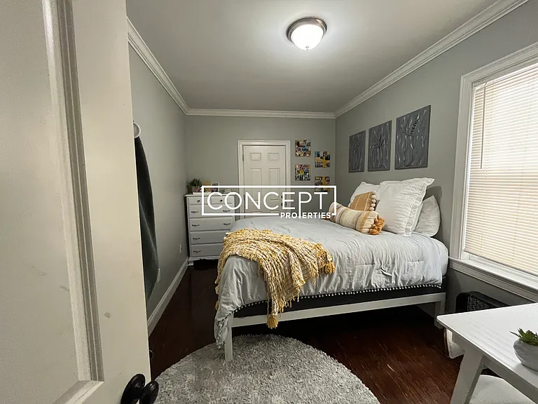 47 Beech Glen St #1B — Photo 7