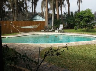 2621 W Lutz Lake Fern Rd, Lutz, FL 33558