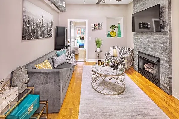 Sold by Keller Williams City Life Realty | media 11