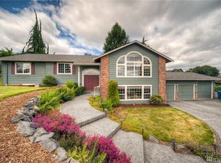 1476 9th St SW, Puyallup, WA 98371