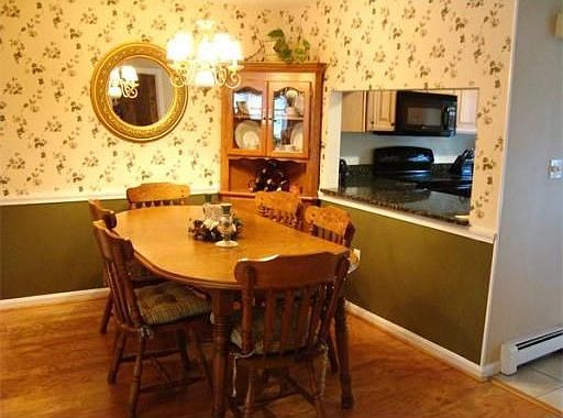 4th image of 60 Pattison St #46