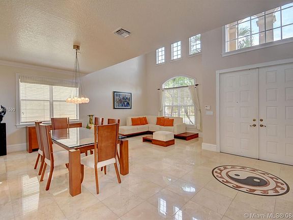 5th image of 3754 W Gardenia Ave