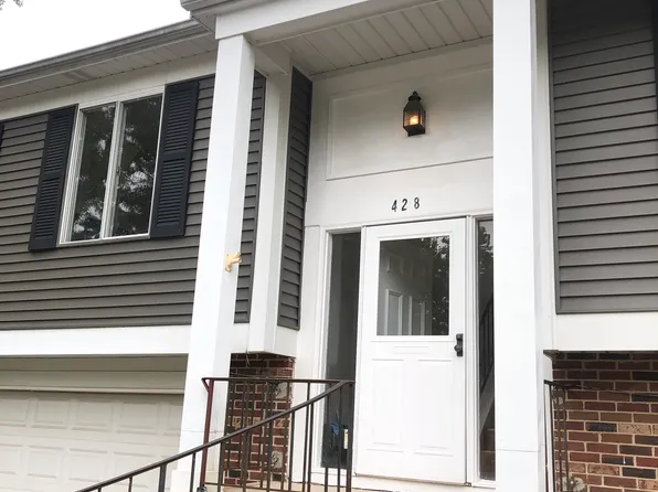 428 N Ashbury Ave, Bolingbrook, IL 60440