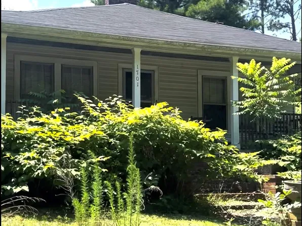 1701 W McFarland Ave, Gastonia, NC 28052