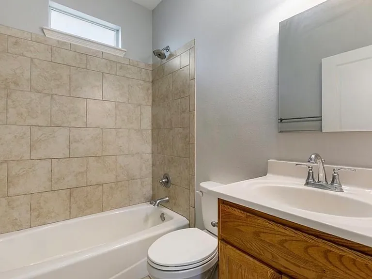 2317 Seminole Pl — Photo 7