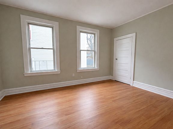4th image of 56 Mapes Ave Floor 2