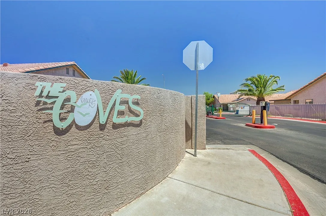 2 bed, 2.0 bath, 1119 sqft, $1,800 — Photo 3