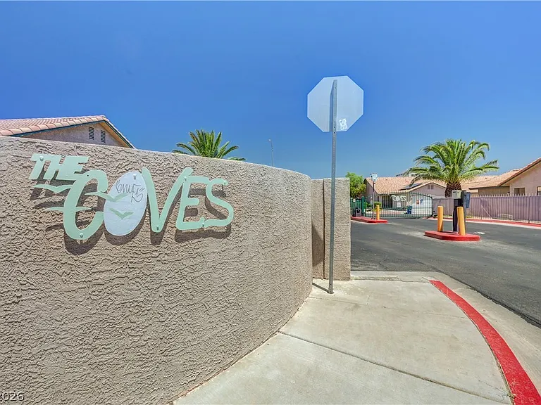 313 Crosswind Way — Photo 3