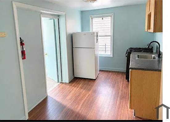 69 N Main St #2