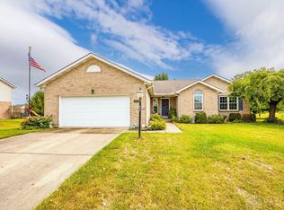 3601 Winter Hill Dr, Hamilton, OH 45011