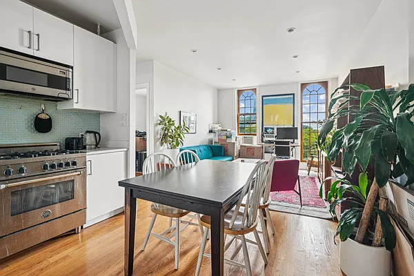 Rented by Home by Choice LLC | media 12