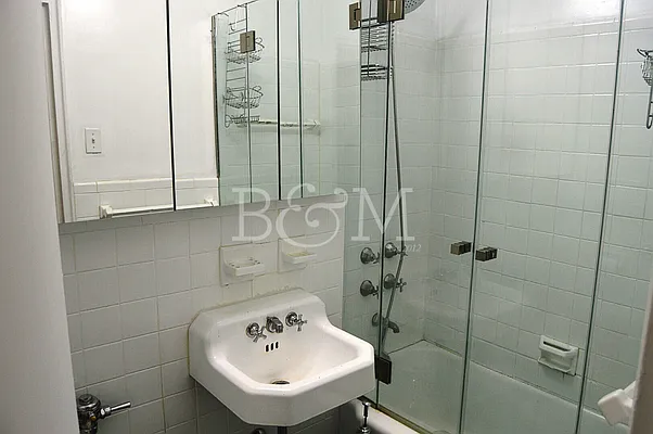 Rented by Brick&Mortar | media 61