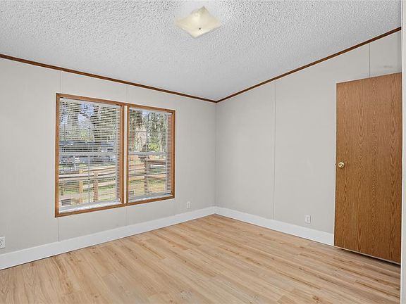 5th image of 4706 MYRTLE VIEW DRIVE S