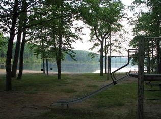 4084 Conashaugh Lk, Milford, PA 18337