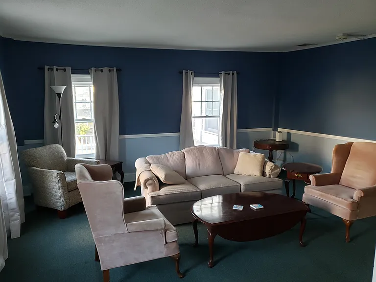 776 Farmington Ave #1W — Photo 8
