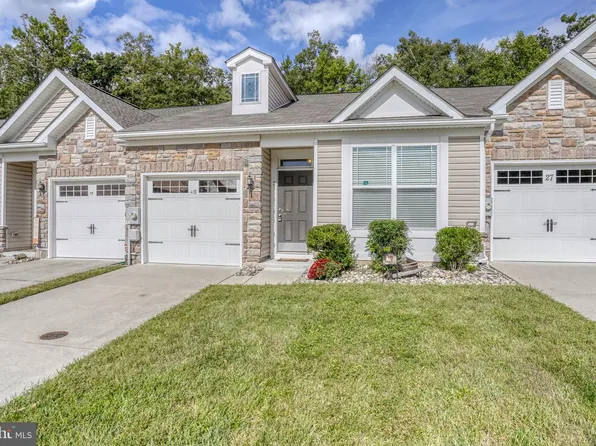 21 Starfire Ct, Dover, DE 19901