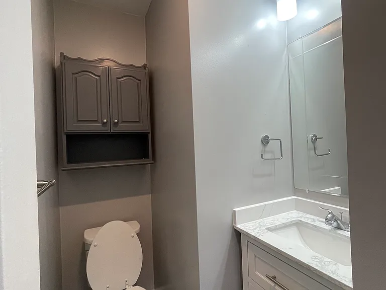 20 Knightsbridge Way — Photo 8